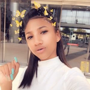 Meet your Posher, Jade